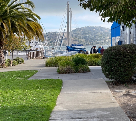 Modern Sailing School & Club - Sausalito, CA