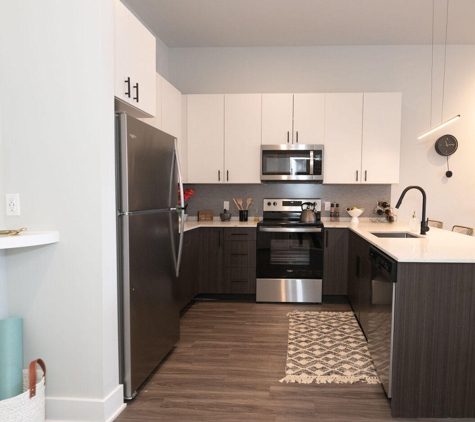 Luxor Lifestyle Apartments Bala Cynwyd - Bala Cynwyd, PA