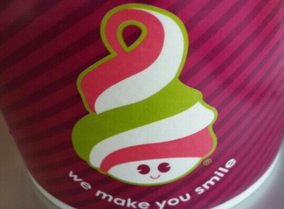 Menchie's Frozen Yogurt - Cleveland, TN