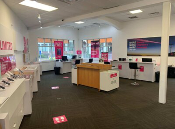 T-Mobile - Watertown, MA