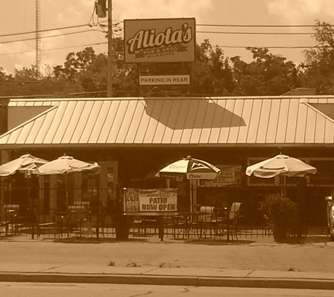 Aliota's Pub and Grill - Milwaukee, WI