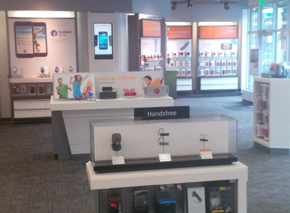 AT&T Store - Seattle, WA