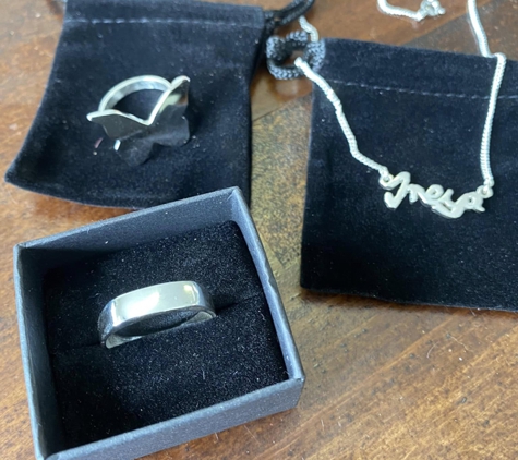 Ballintynes Jewellery - Frankston, VIC