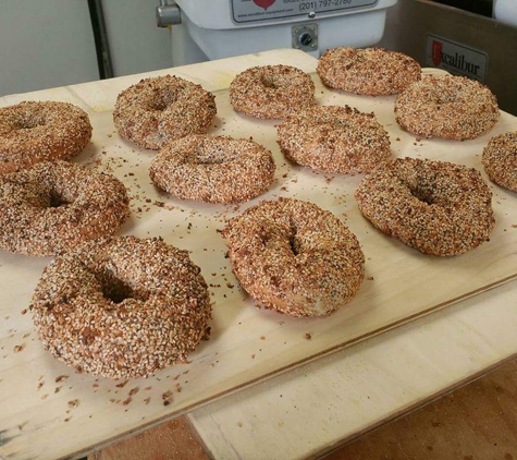 Steve's Bagels - Manchester, CT