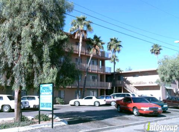 Royal El Con Apartments - Tucson, AZ
