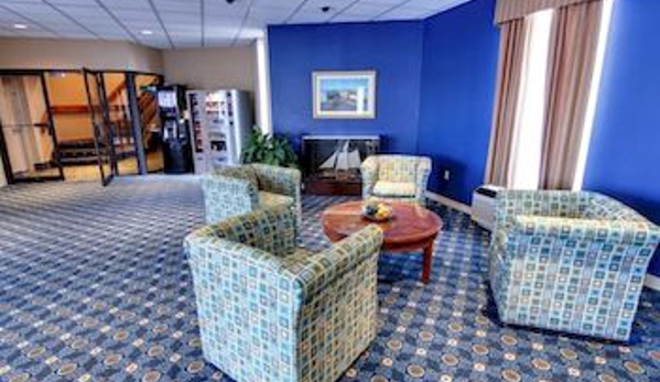 Seaport Inn & Marina - Fairhaven, MA