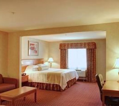 Best Western Plus Media Center Inn & Suites - Burbank, CA