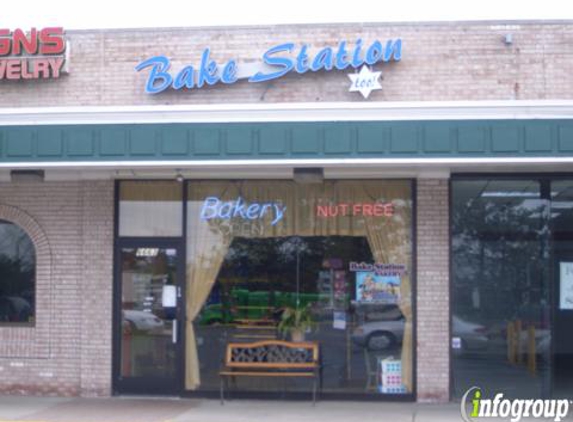 Bake Station Too - Farmington Hills, MI