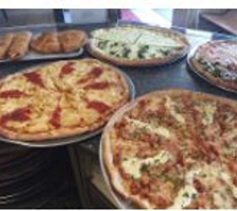 Valentino's Pizzeria & Restaurant - Lake Hiawatha, NJ