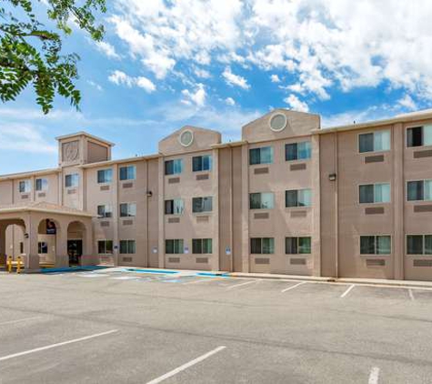 Comfort Inn & Suites - Los Alamos, NM