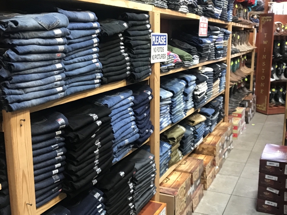 El Vaquero Western Wear | Mesquite, TX 