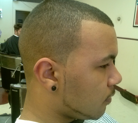 Disston 1 Plaza Barbers - Saint Petersburg, FL