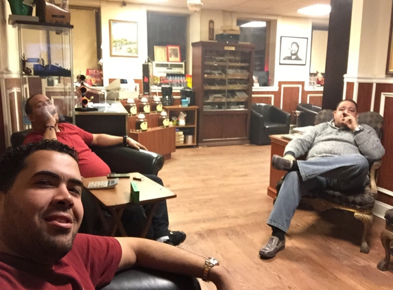 Portes Q Cigars Corp - Newark, NJ