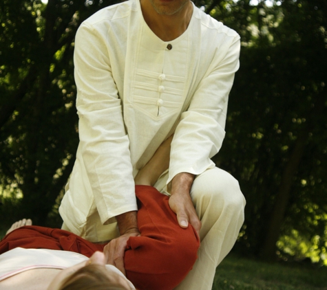 Thai Massage Fusion with Daveed - San Anselmo, CA