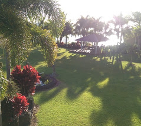 Ocean Front Legacy Vacation Rental - Hakalau, HI. The Gazebo from Inn