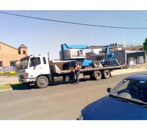 Sherritt & Sons Tilt Tray Crane Trucks & Float Hire
