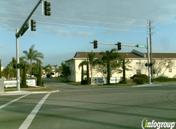 Palm Manor Condominiums - Englewood, FL