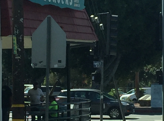 Penny's Burgers - Los Angeles, CA