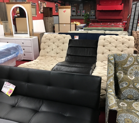 A&M Discount Furniture - Hempstead, NY