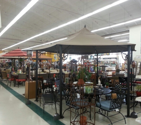 Orchard Supply Hardware - La Crescenta, CA