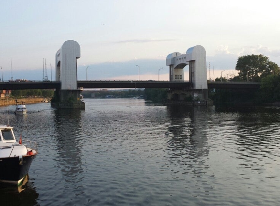 Hudson River Lock & Dam - Troy, NY