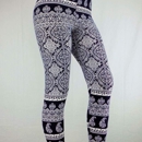 Super cute leggings - Women's Clothing Wholesalers & Manufacturers