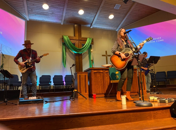 Burleson First United Methodist - Burleson, TX. Worship band