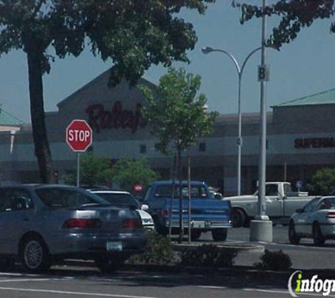 Raley's Supermarket - Fair Oaks, CA