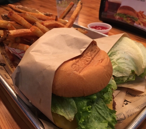 BurgerFi - Brentwood, TN