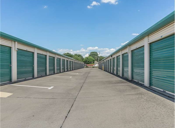 Extra Space Storage - Carrollton, TX