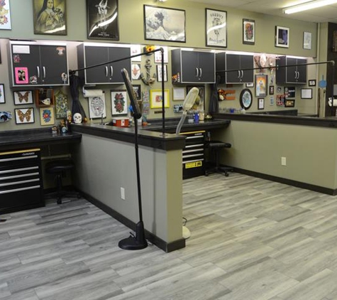 The Greenwood Tattoo Parlor - River Falls, WI