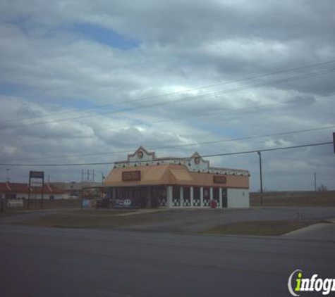 Golden Chick - Pleasanton, TX