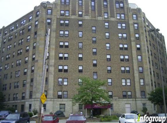 Lake Shore Towers - Lakewood, OH