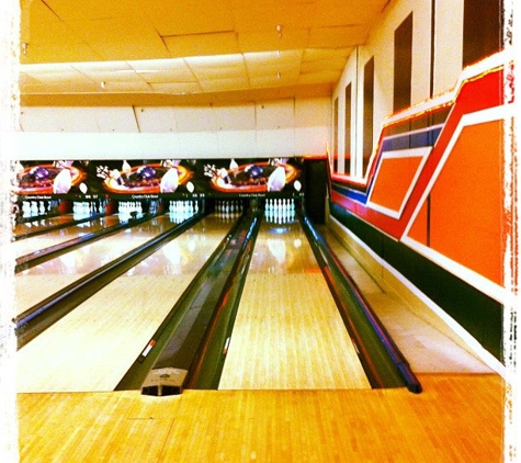 Country Club Bowl - San Rafael, CA