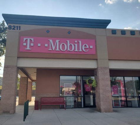 T-Mobile - Selma, TX