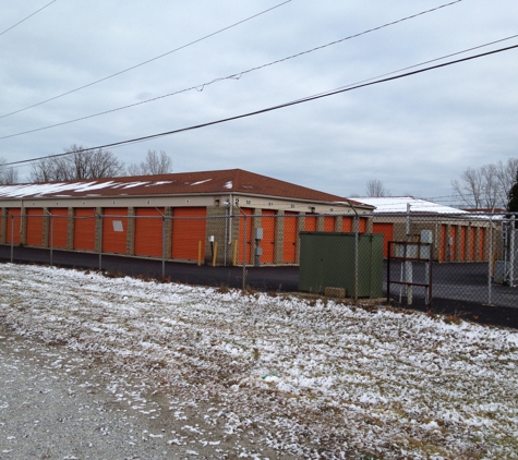 Fort Gratiot Storage - Fort Gratiot, MI