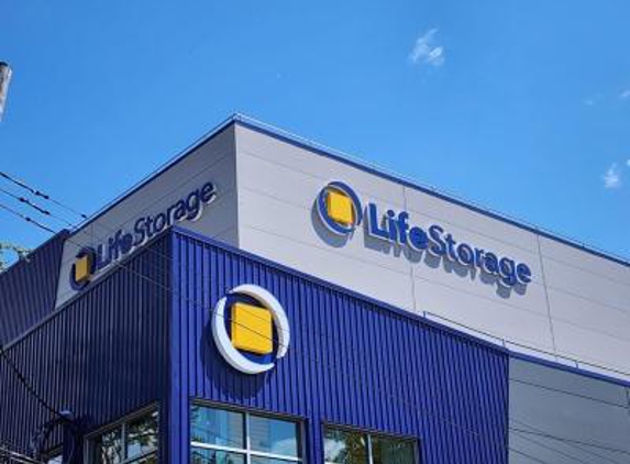 Life Storage - Bronx, NY