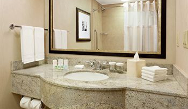 Hilton Garden Inn New York/West 35th Street - New York, NY