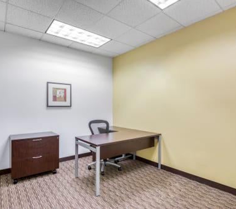 Regus - Georgia, Atlanta - One Paces West - Atlanta, GA