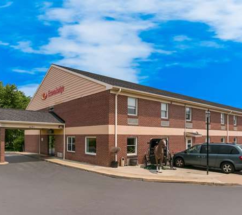 Econo Lodge - Lancaster, PA