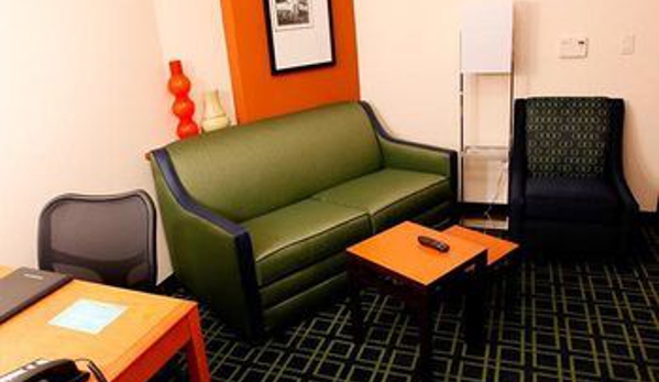 Fairfield Inn & Suites - Rockford, IL