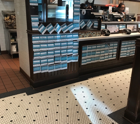 Corner Bakery Cafe - Washington, DC