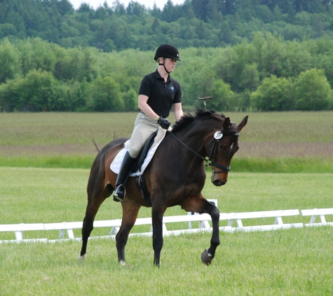 Inavale Farm & Stables - Philomath, OR