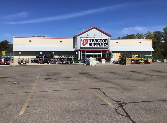 Tractor Supply Co - Flushing, MI