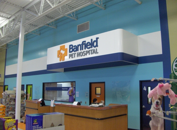 Banfield Pet Hospital - Plainville, CT