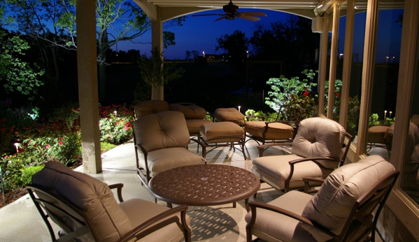 Natural Accents Outdoor Lighting Design - Liberty, MO. Outdoor Seating area