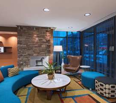 Fairfield Inn & Suites - La Crosse, WI