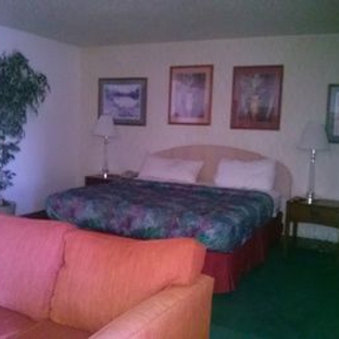 Valustay Inn & Suites - Pueblo, CO