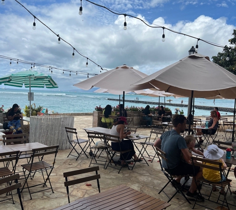 Barefoot Beach Cafe - Honolulu, HI