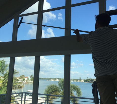 Square Window Cleaning - Largo, FL